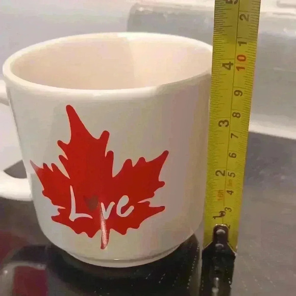 Ellen Degeneres 2019 Love Stoneware Coffee Tea  Mug Cup - Picture 7 of 9